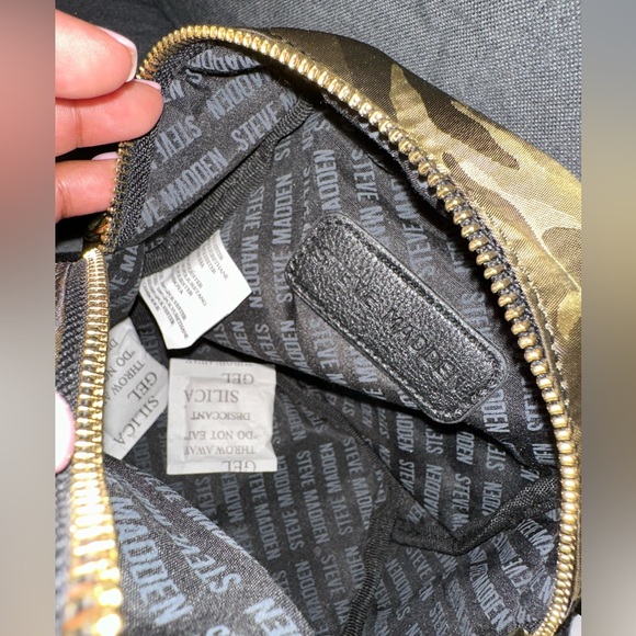 Steve Madden camouflage backpack - Picture 7 of 8